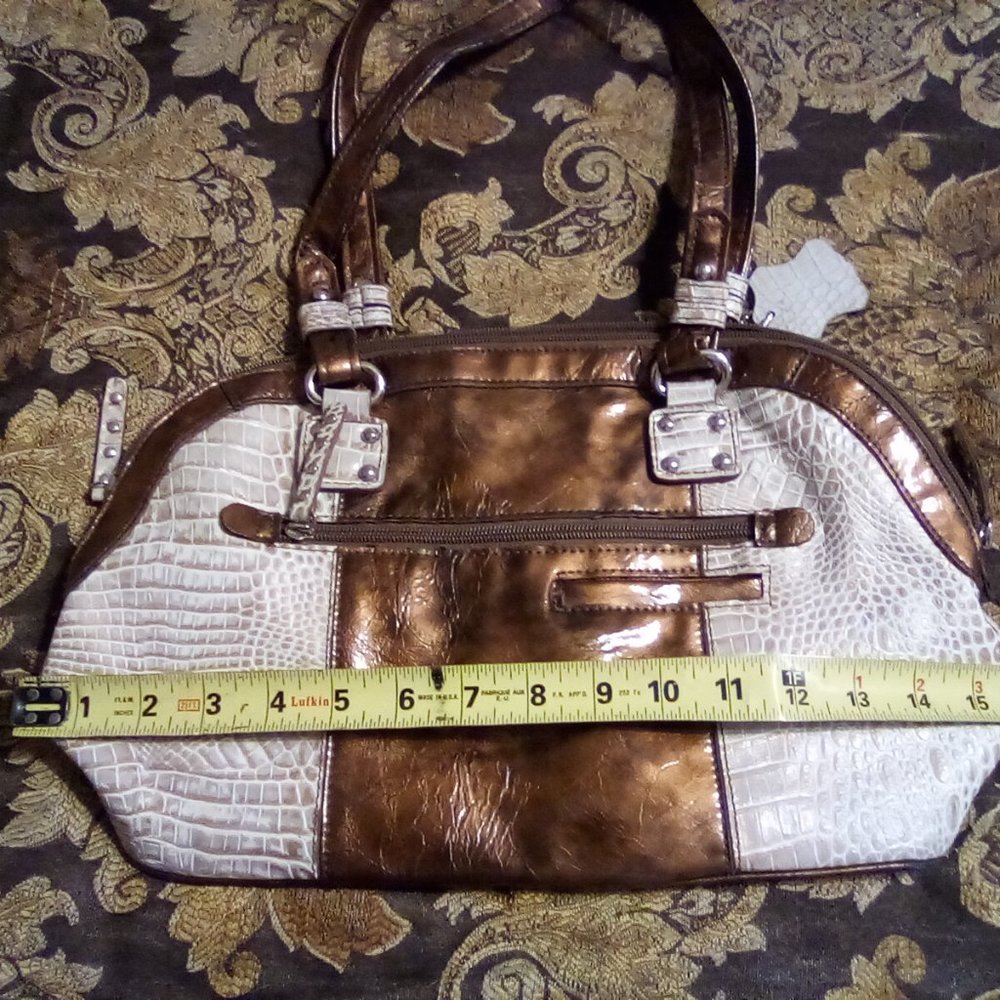 Leather Everyday - Picture 4 of 11